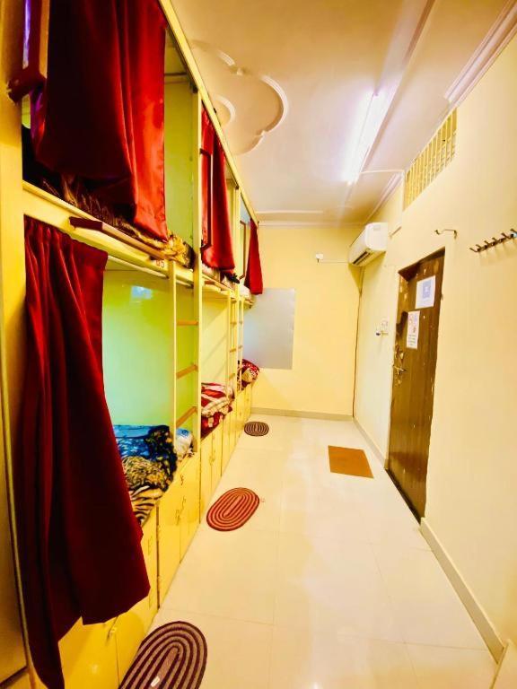 Namo Guest House Only For Indians Варанаси Екстериор снимка